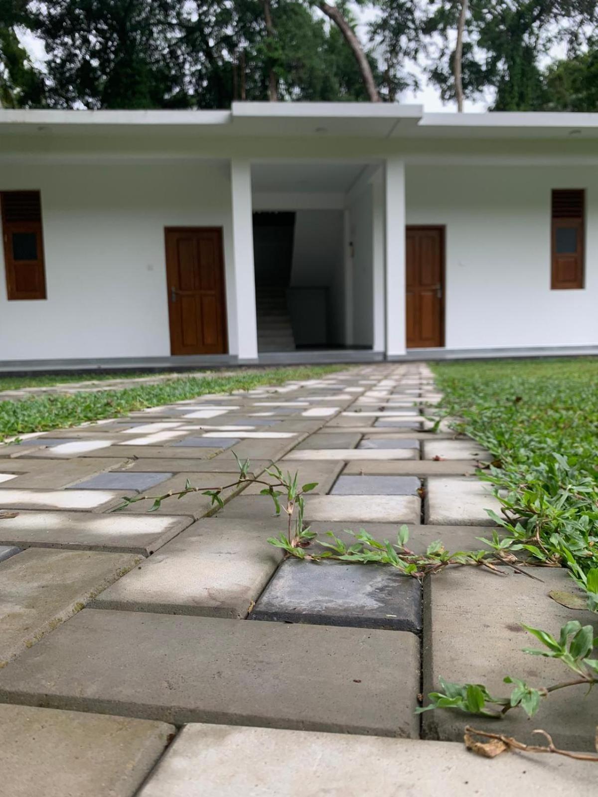 Sebastian Transit Villa With Free Shuttle Service To Airport Kotugoda Luaran gambar